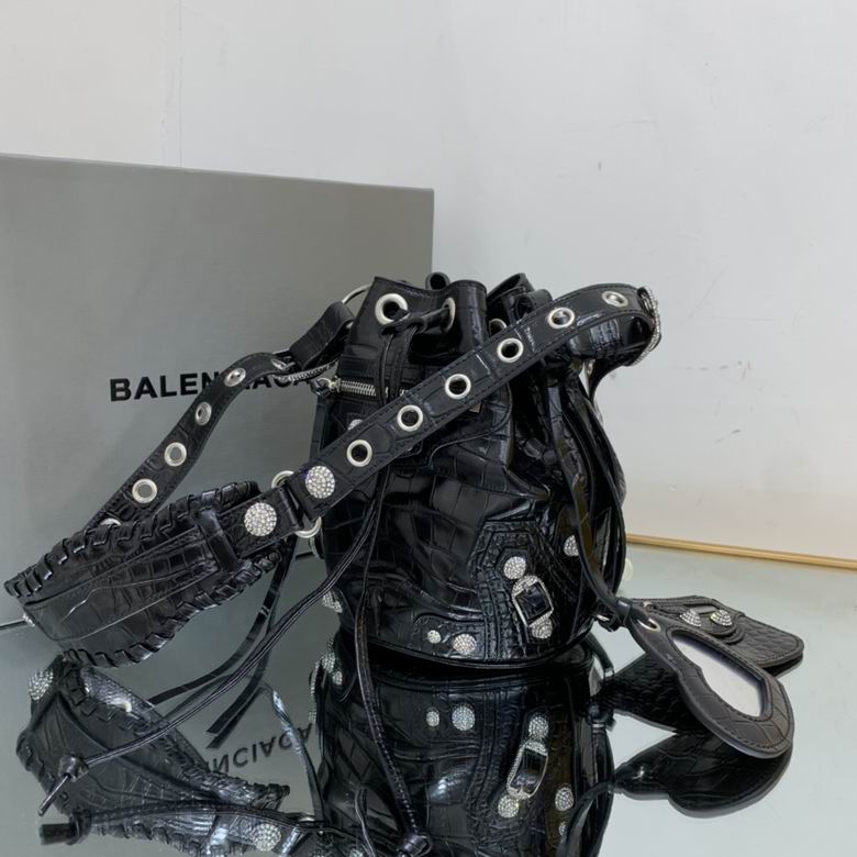 BLGA-Bags - Strap Story - 042