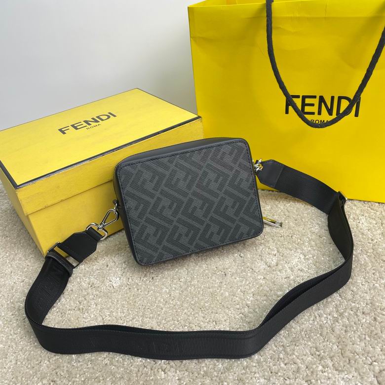 FDNI-Bags - Strap Story - 070