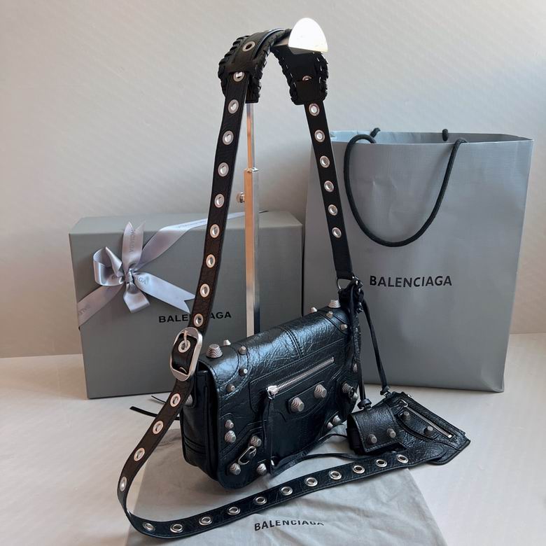 BLGA-Bags - Strap Story - 573