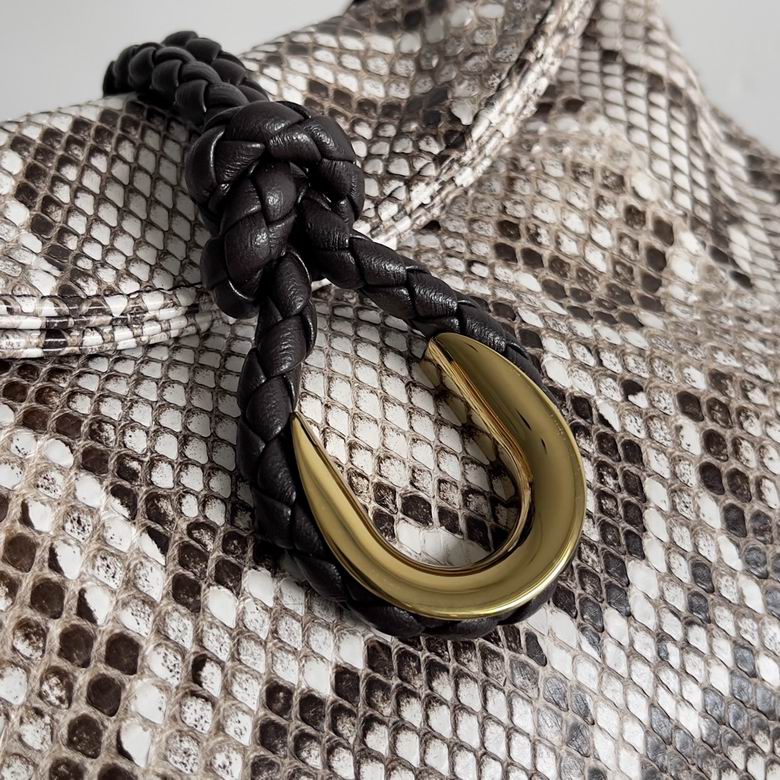 BTVA-Bags - Strap Story - 281