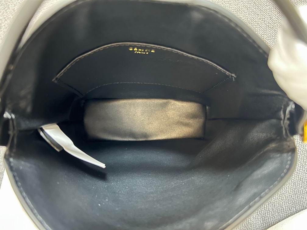 CLNE-Bags - Strap Story - 203