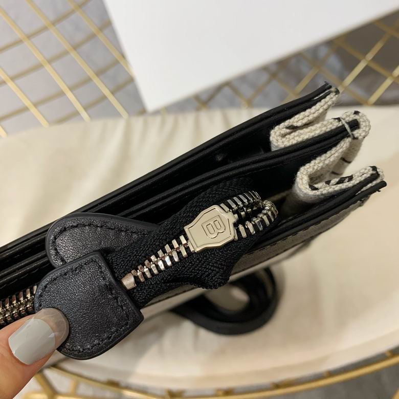 BLGA-Bags - Strap Story - 050