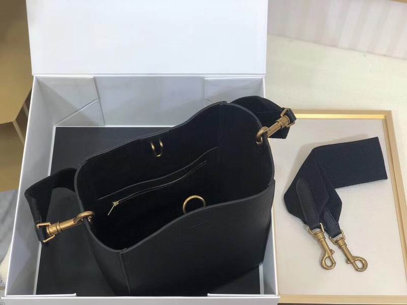 CLNE-Bags - Strap Story - 599
