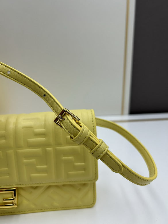 FDNI-Bags - Strap Story - 056