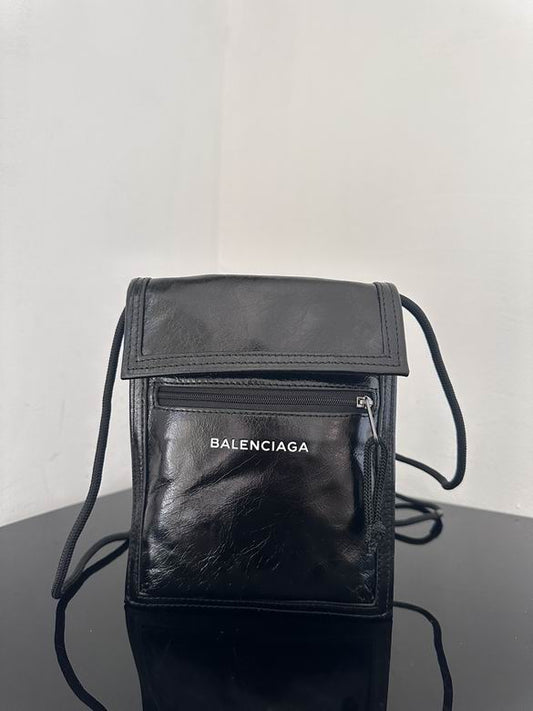 BLGA-Bags - Strap Story - 029