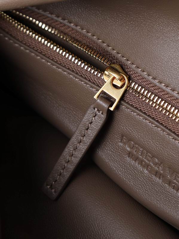BTVA-Bags - Strap Story - 534