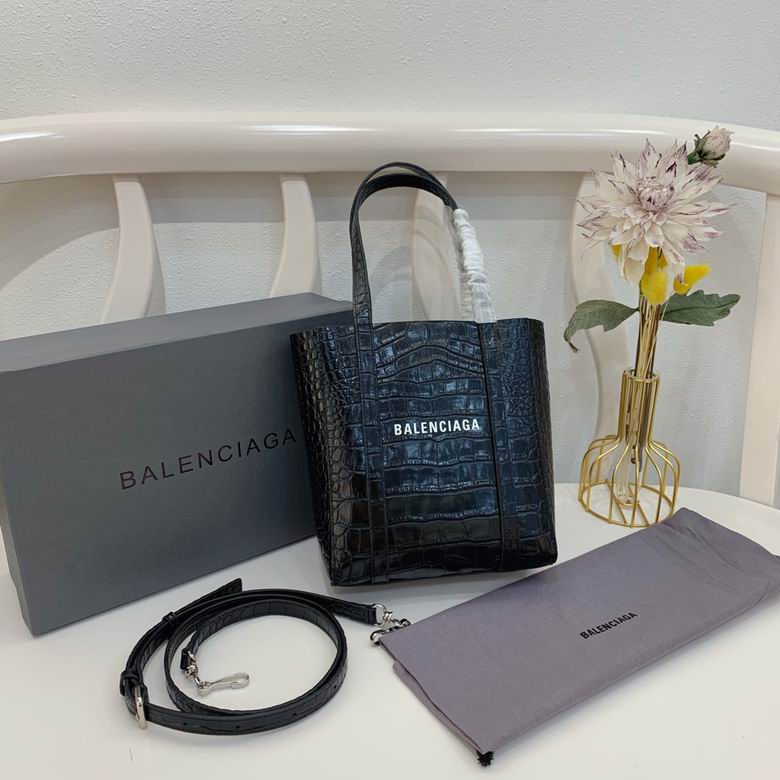 BLGA-Bags - Strap Story - 225