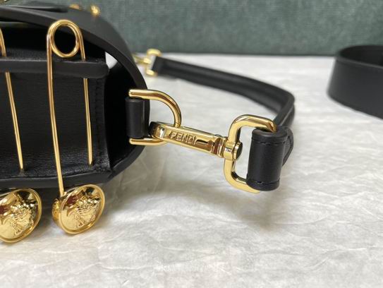 FDNI-Bags - Strap Story - 701