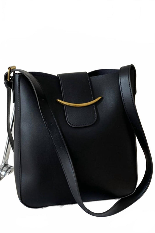 StrapStory - Crossbody 2900