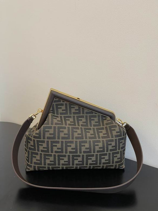 FDNI-Bags - Strap Story - 613