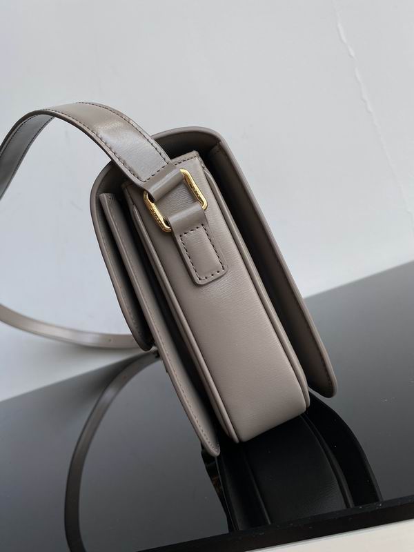 CLNE-Bags - Strap Story - 571