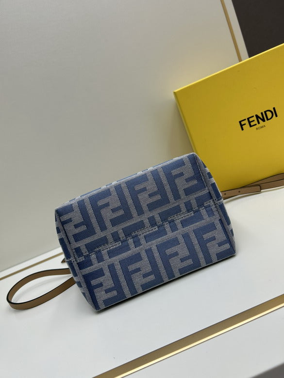 FDNI-Bags - Strap Story - 067