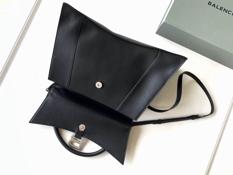 BLGA-Bags - Strap Story - 670