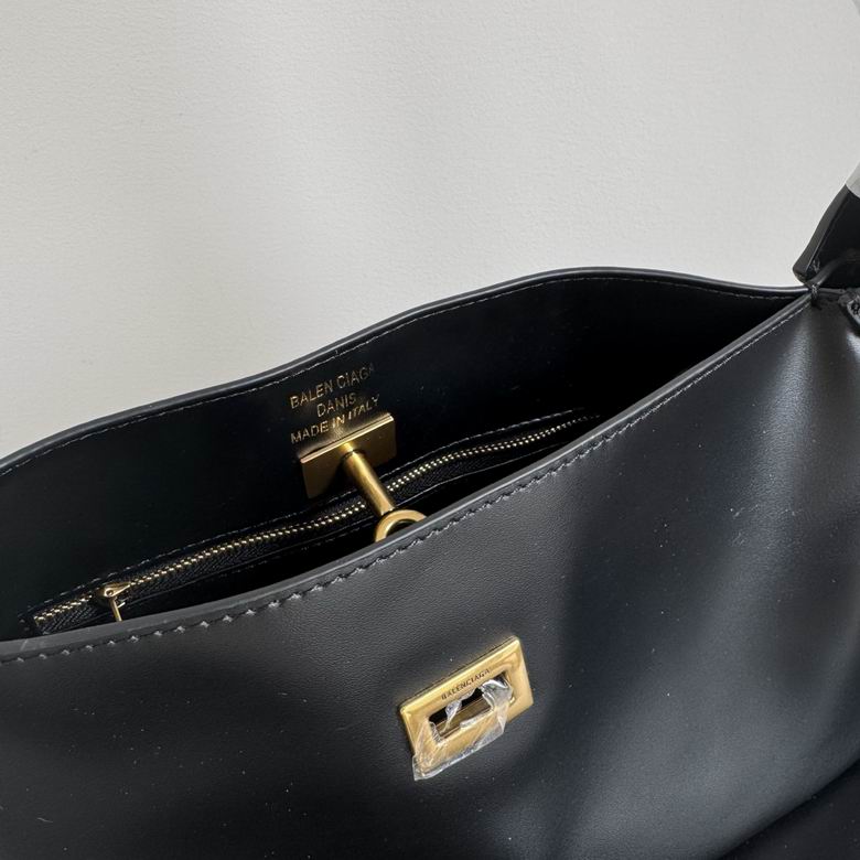 BLGA-Bags - Strap Story - 750