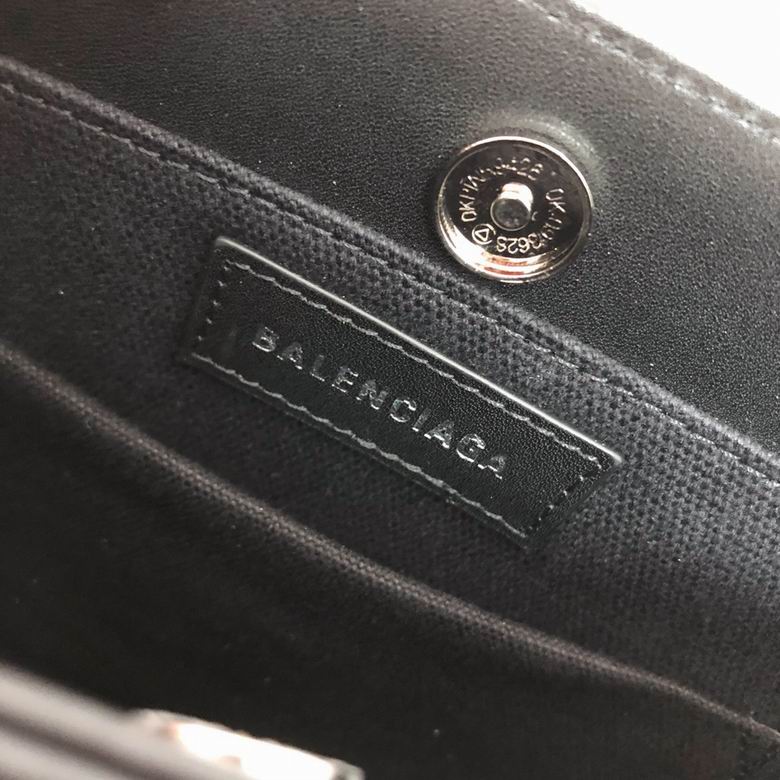 BLGA-Bags - Strap Story - 050