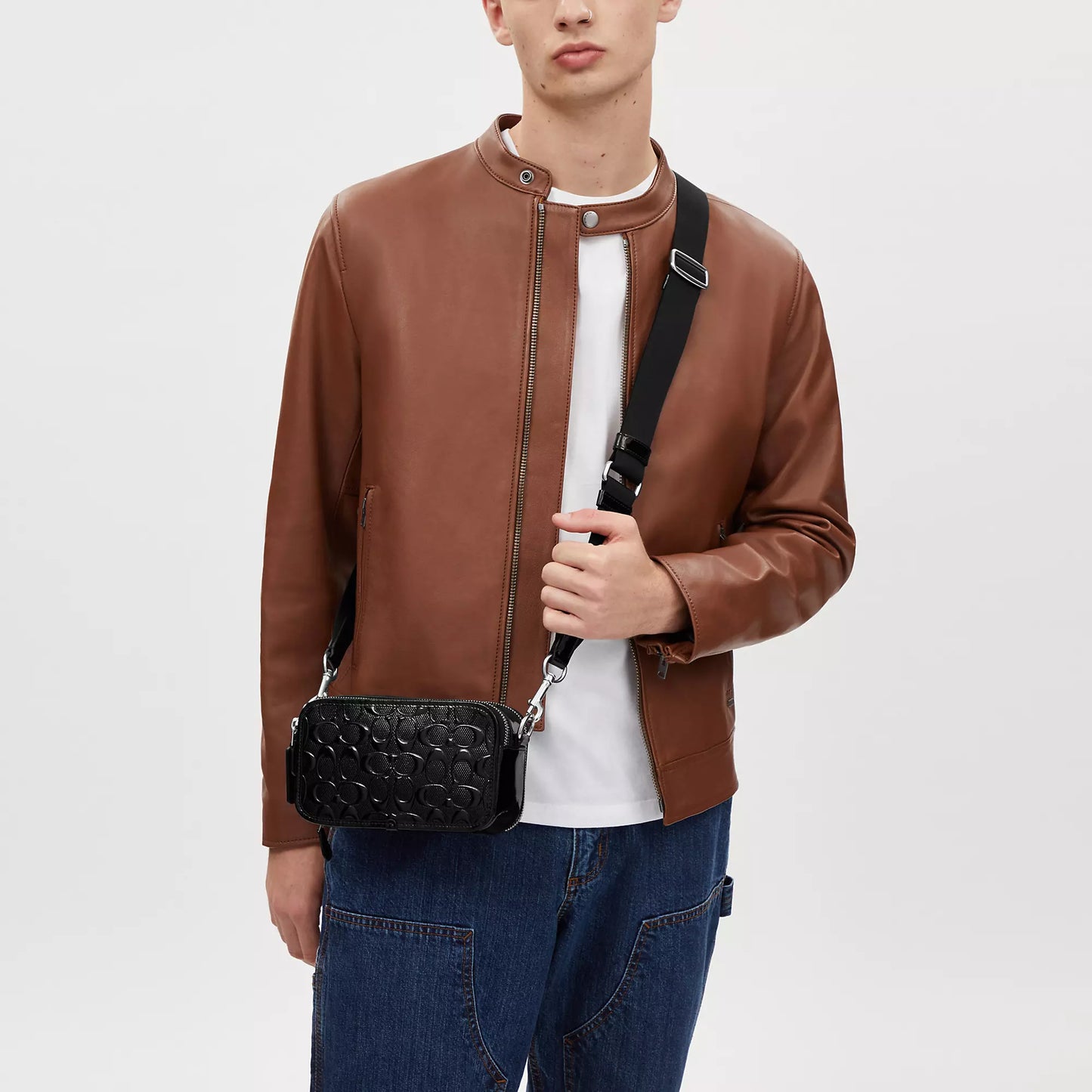 StrapStory - Crossbody 2500