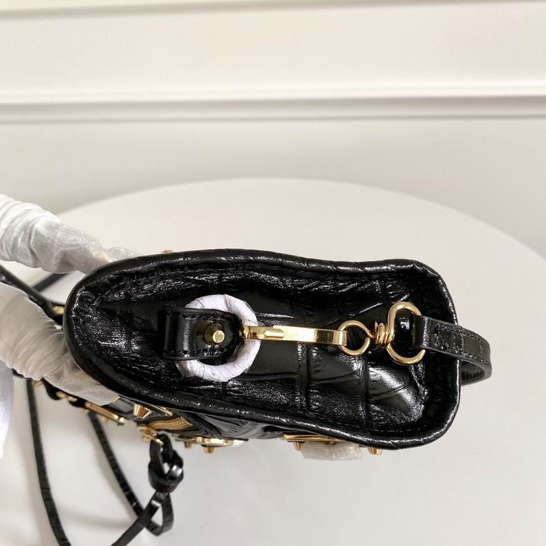 BLGA-Bags - Strap Story - 146