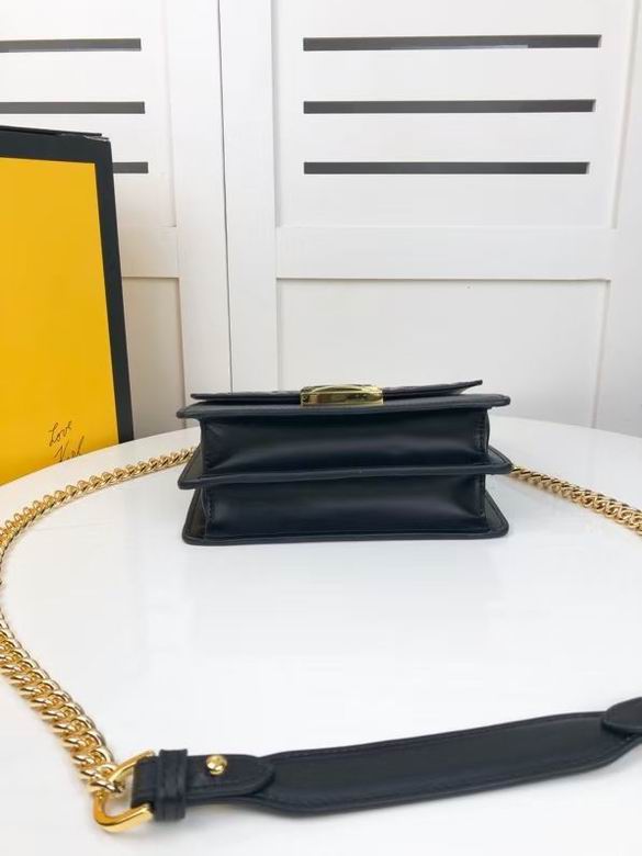 FDNI-Bags - Strap Story - 088