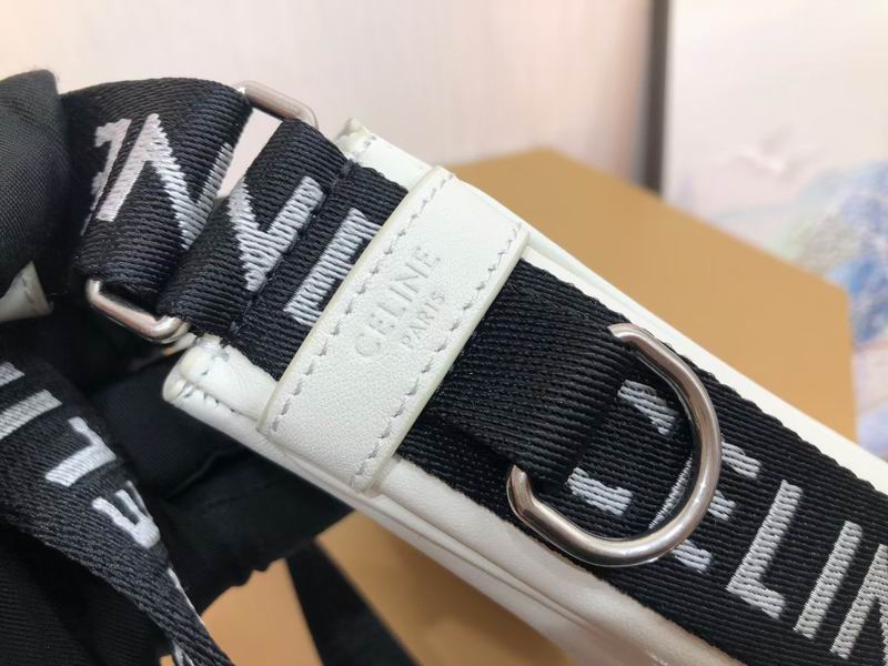 CLNE-Bags - Strap Story - 625