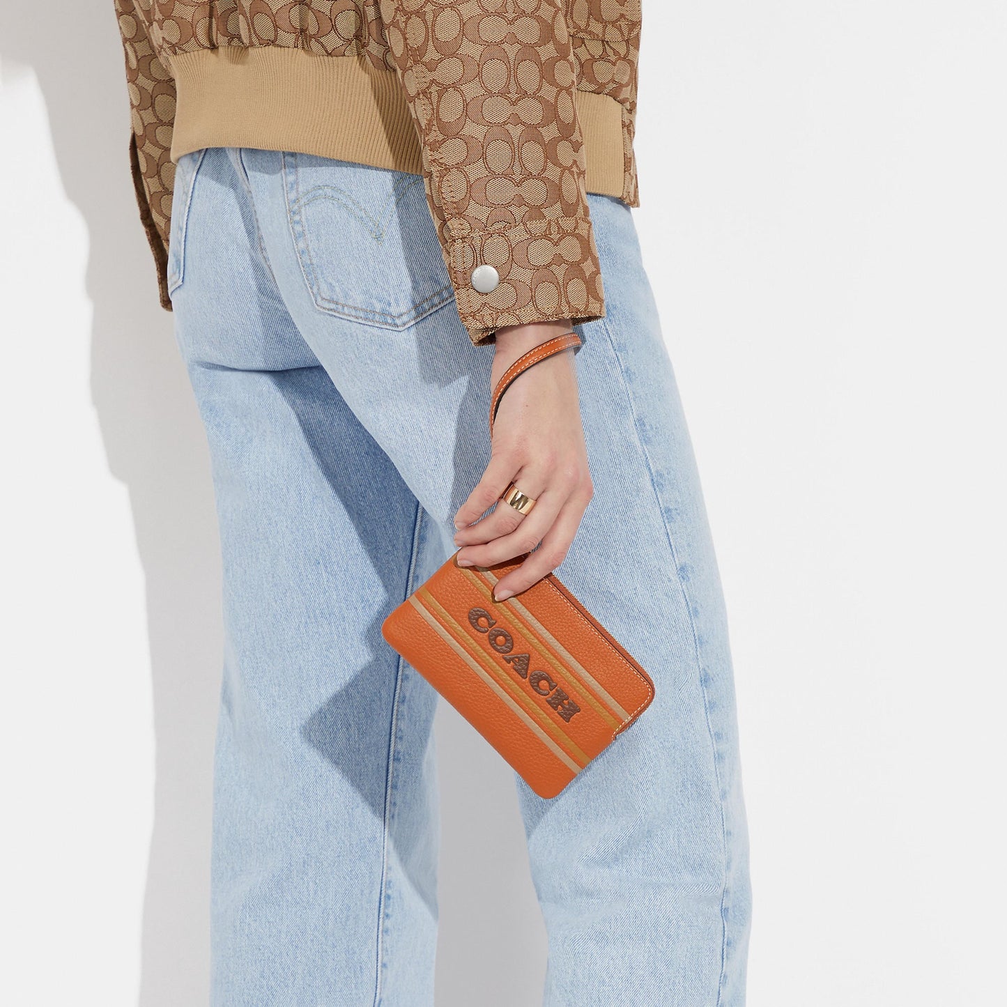 StrapStory - Wristlet 145
