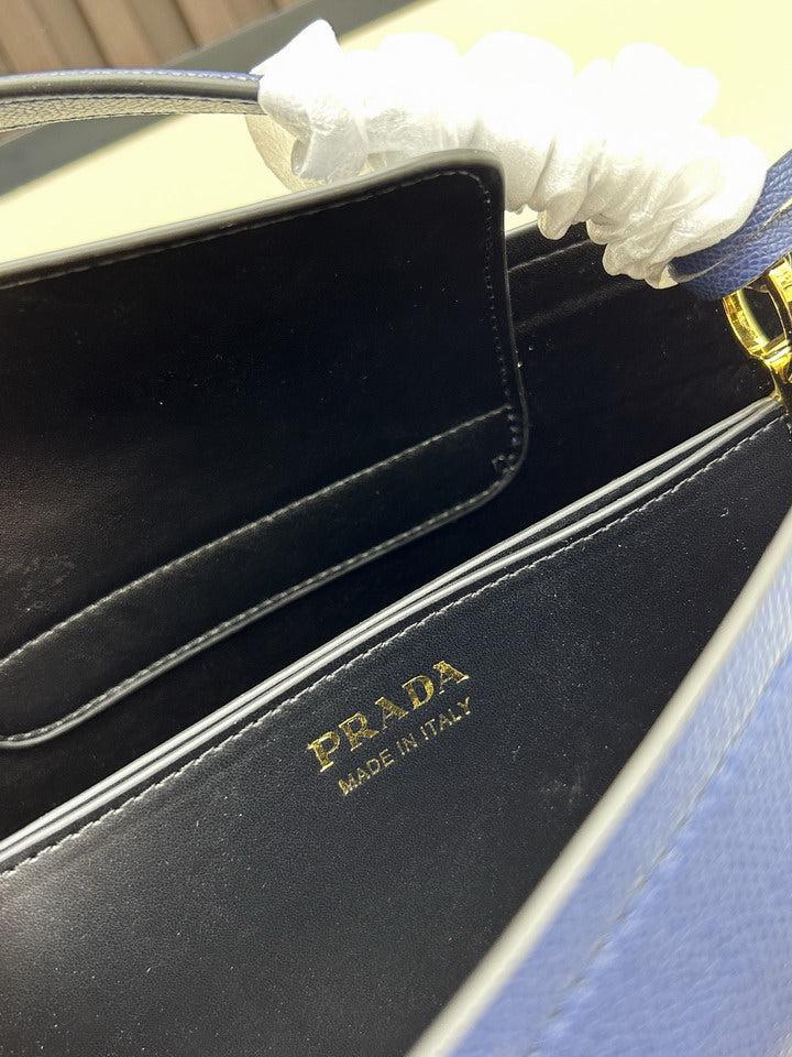 PRD-Bags - Strap Story - 1920