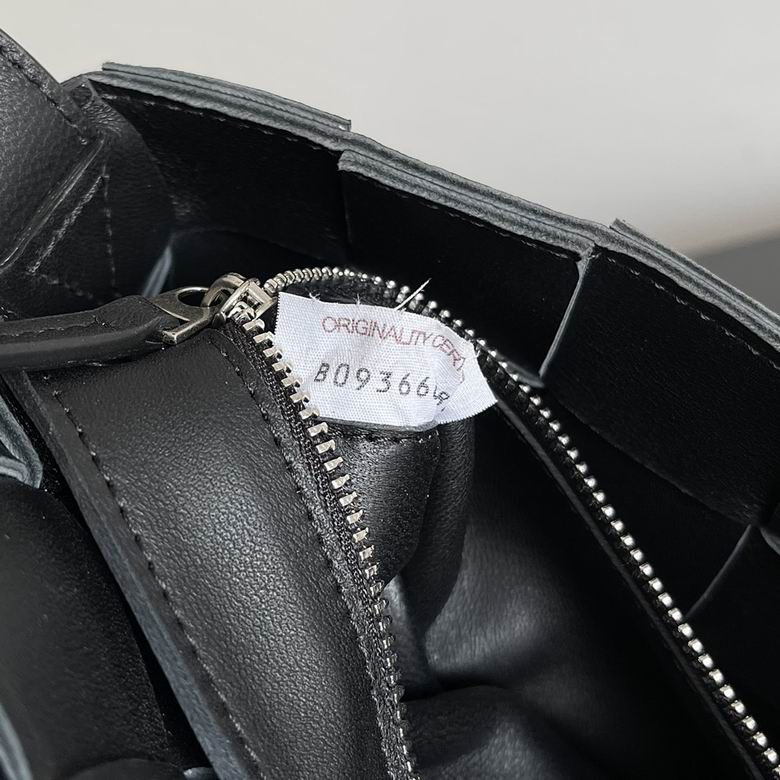 BTVA-Bags - Strap Story - 177