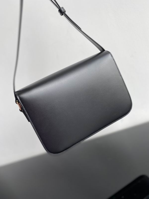 CLNE-Bags - Strap Story - 574