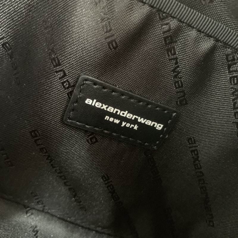 AXWG-Bag - Strap Story - 005