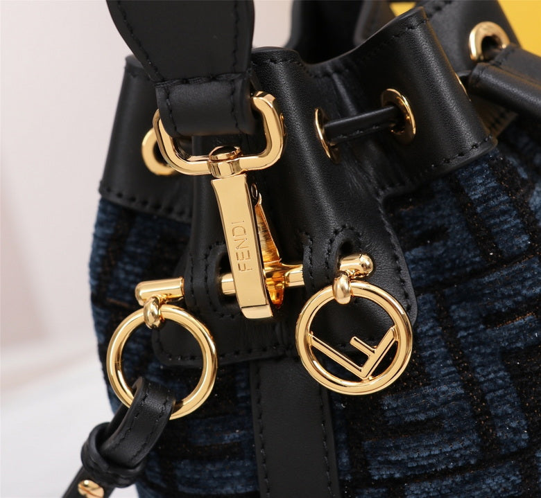 FDNI-Bags - Strap Story - 580
