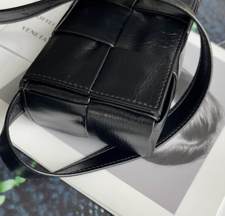 BTVA-Bags - Strap Story - 170