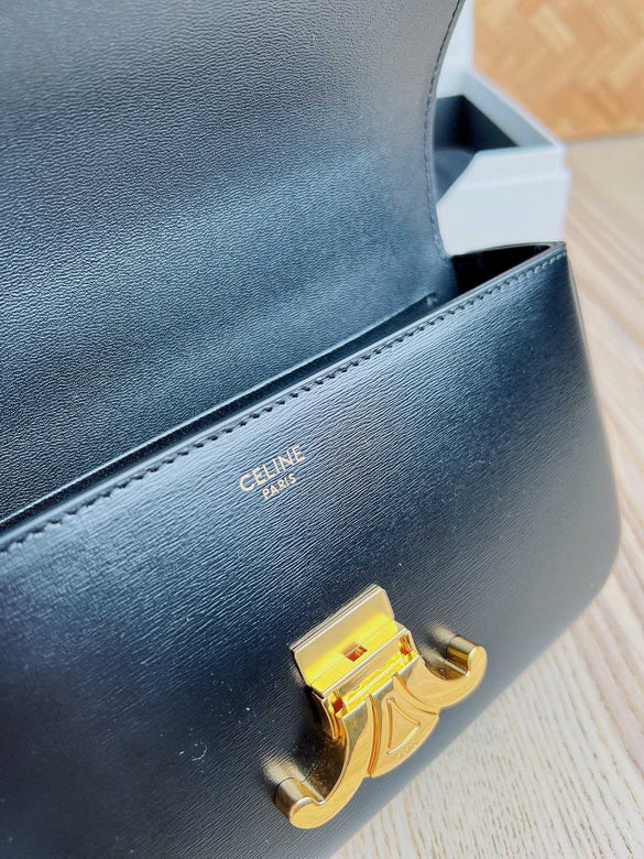 CLNE-Bags - Strap Story - 555
