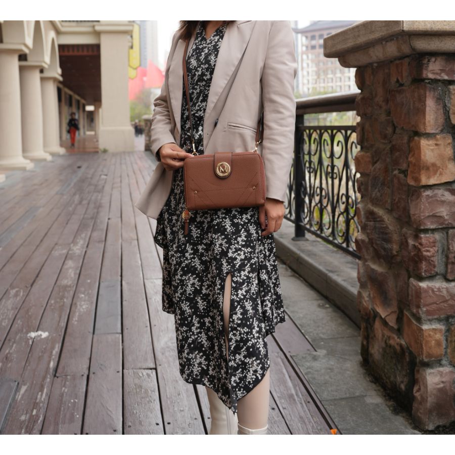StrapStory - Wristlet 134