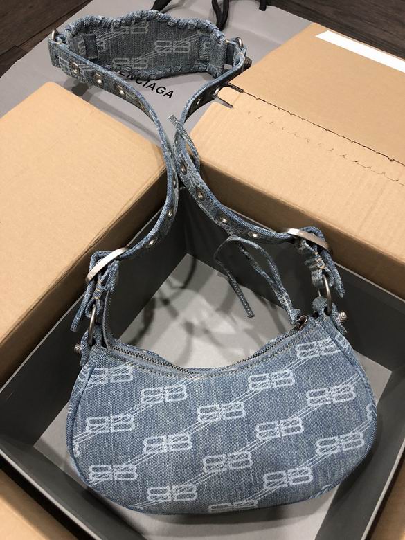 BLGA-Bags - Strap Story - 321