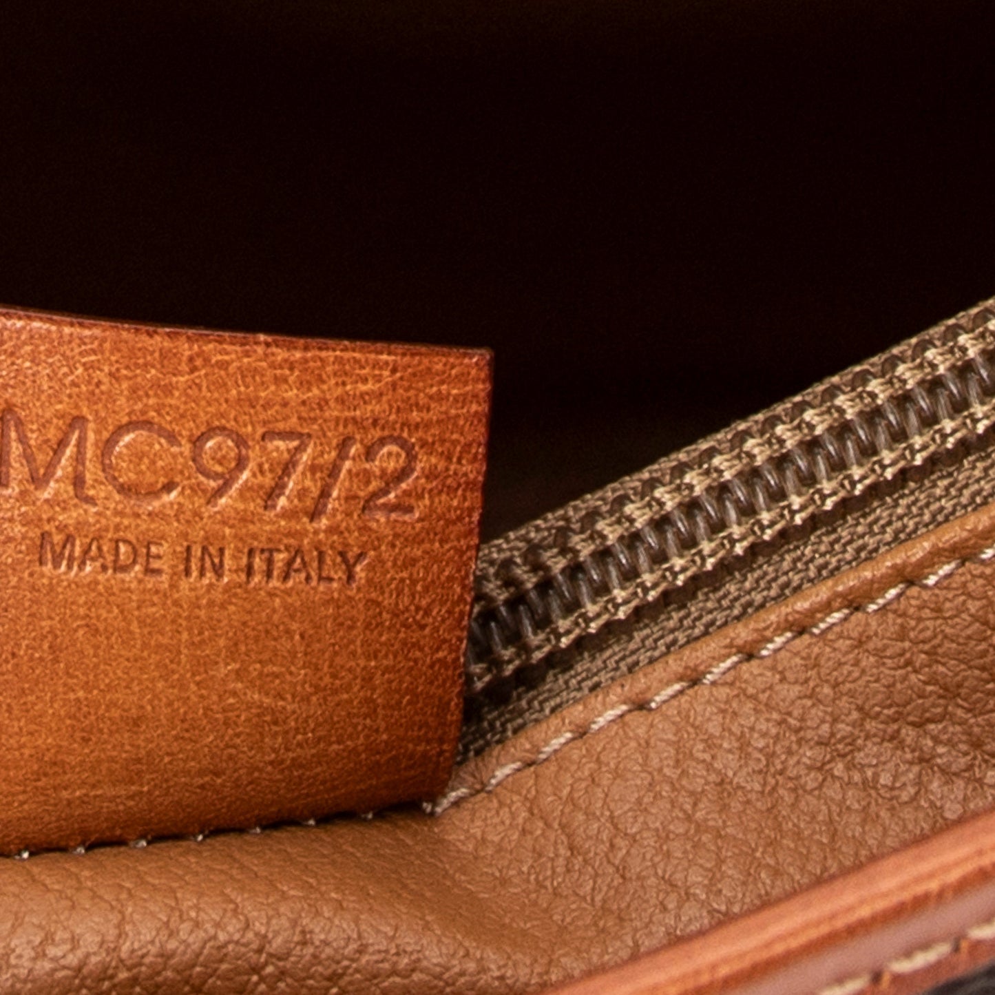 StrapStory - Tote Bag 2944