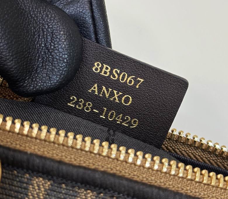 FDNI-Bags - Strap Story - 560