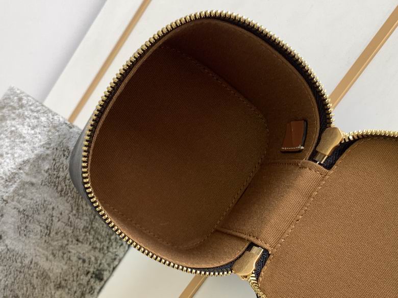 CLNE-Bags - Strap Story - 518