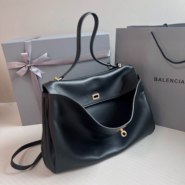 BLGA-Bags - Strap Story - 580