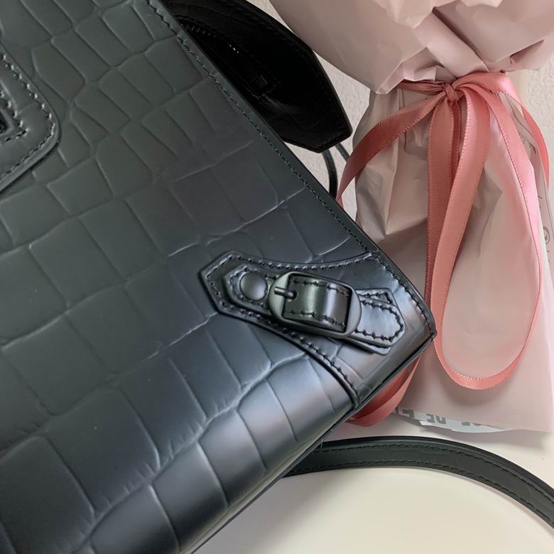 BLGA-Bags - Strap Story - 425