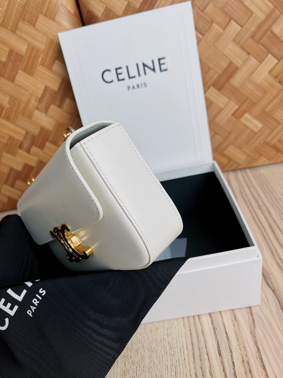 CLNE-Bags - Strap Story - 555