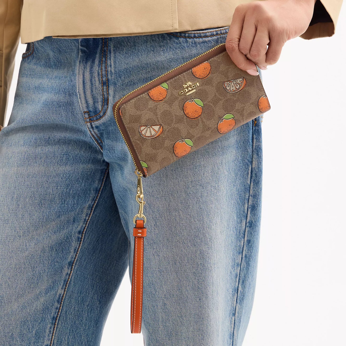 StrapStory - Wristlet 450