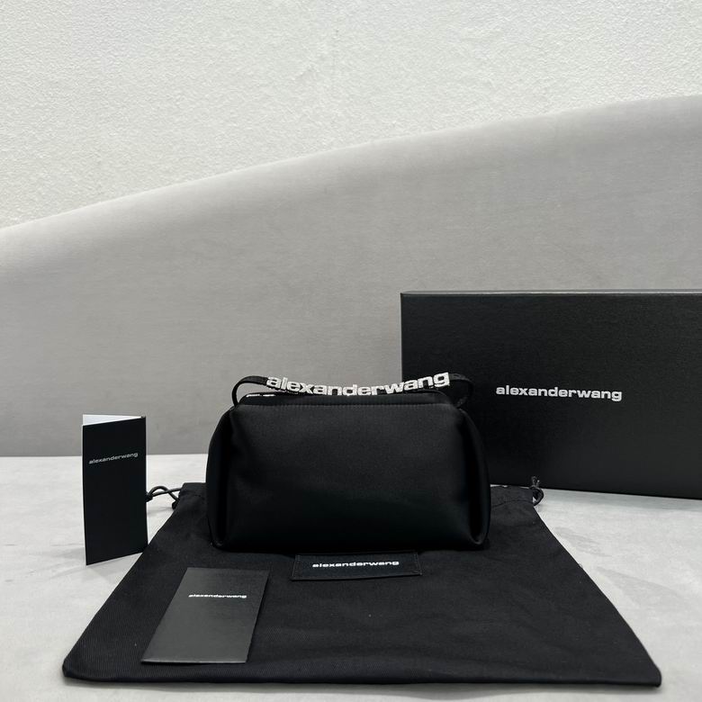 AXWG-Bag - Strap Story - 004