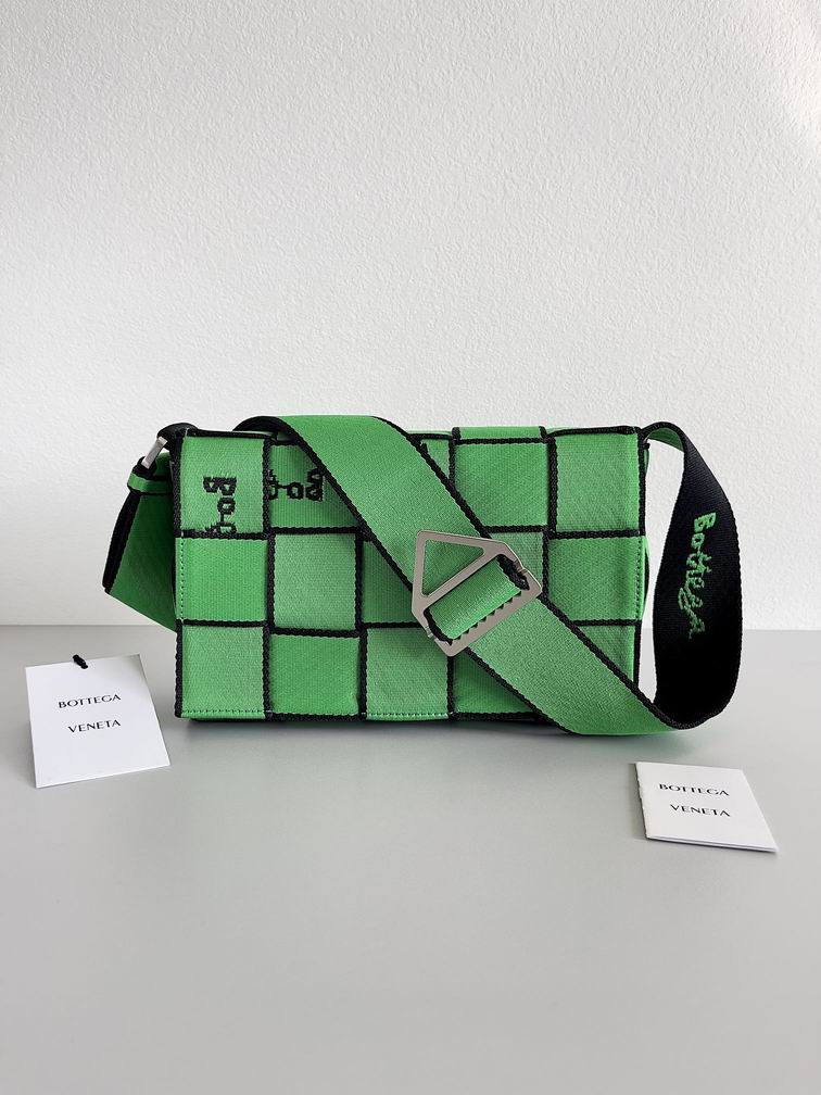 BTVA-Bags - Strap Story - 206