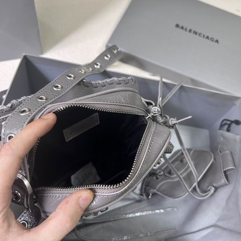 BLGA-Bags - Strap Story - 350