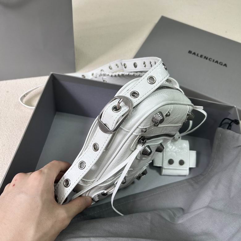 BLGA-Bags - Strap Story - 350