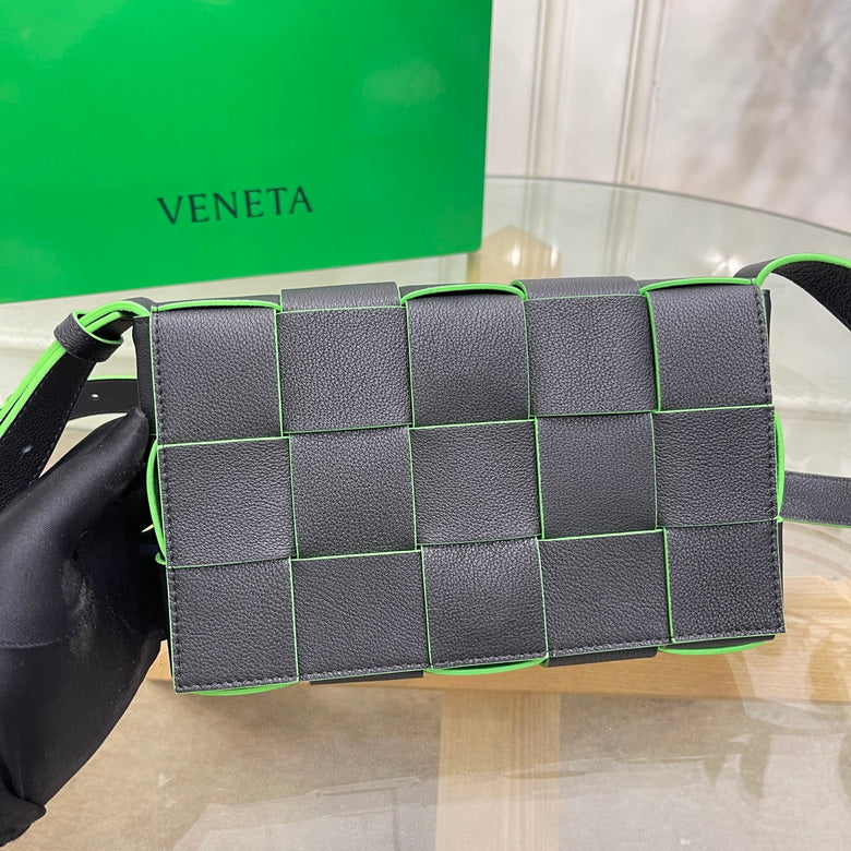 BTVA-Bags - Strap Story - 210