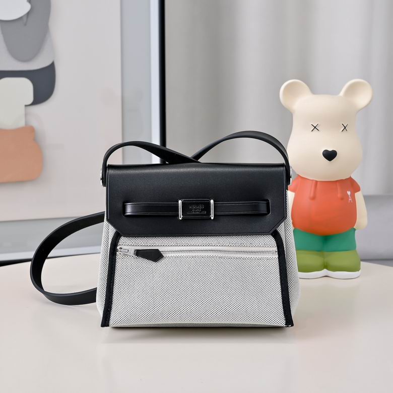 HMSM-Bags - Strap Story - 023