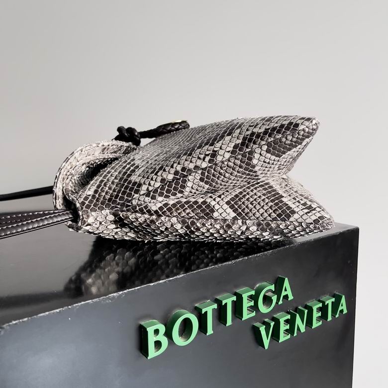 BTVA-Bags - Strap Story - 282