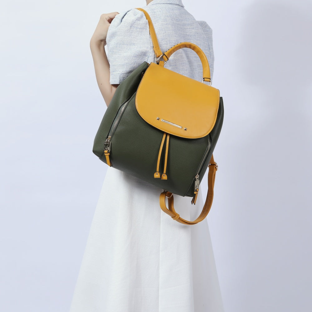 StrapStory - Backpack 016