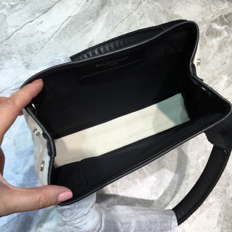 BLGA-Bags - Strap Story - 152