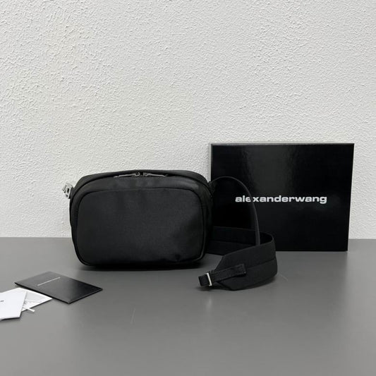 AXWG-Bag - Strap Story - 009